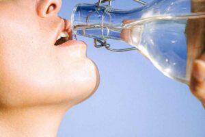 Pressione alta: quale acqua bere