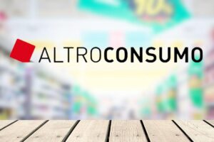 supermercato e scritta altroconsumo